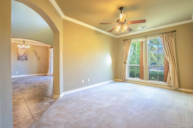 8835 NAPA LNDG, Boerne, TX 78015