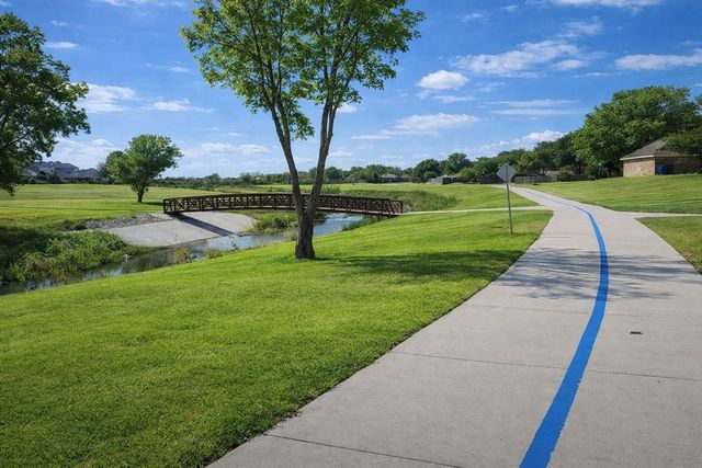 3927 Alto Avenue, Carrollton, TX 75007