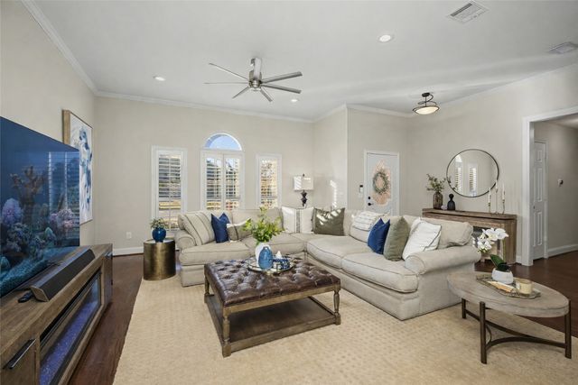 3927 Alto Avenue, Carrollton, TX 75007