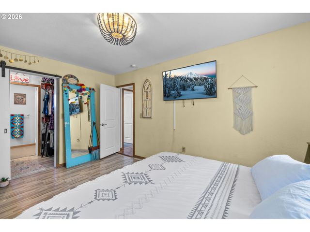 27374 BUMPY Rd, John Day, OR 97845