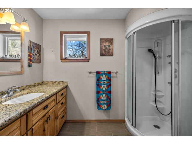 27374 BUMPY Rd, John Day, OR 97845