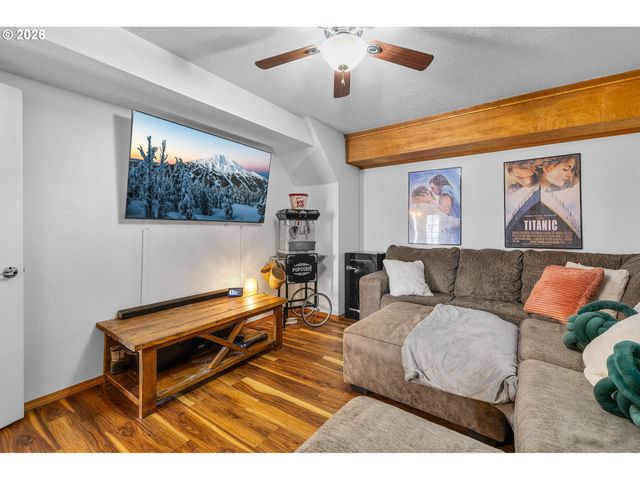 27374 BUMPY Rd, John Day, OR 97845