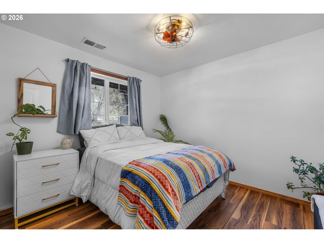 27374 BUMPY Rd, John Day, OR 97845