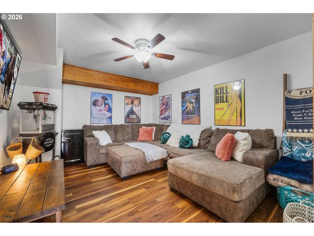 27374 BUMPY Rd, John Day, OR 97845