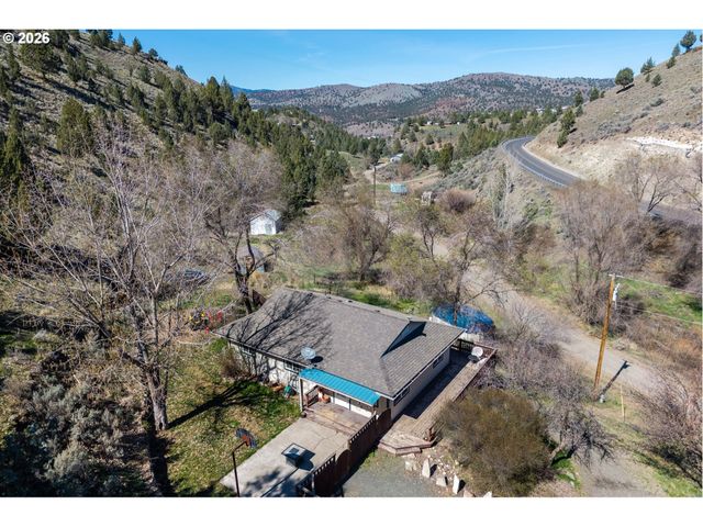 27374 BUMPY Rd, John Day, OR 97845