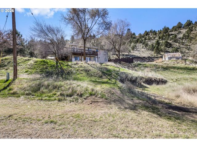 27374 BUMPY Rd, John Day, OR 97845