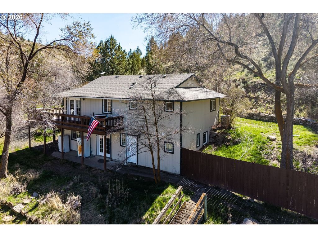 27374 BUMPY Rd, John Day, OR 97845