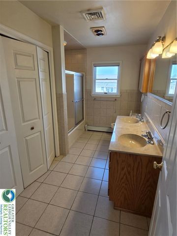 74 West Spruce Street, Bethlehem City, PA 18018
