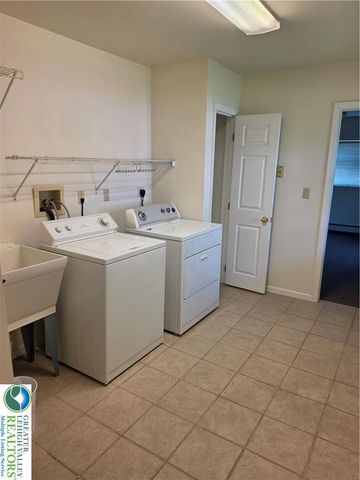 74 West Spruce Street, Bethlehem City, PA 18018