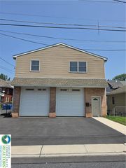 74 West Spruce Street, Bethlehem City, PA 18018