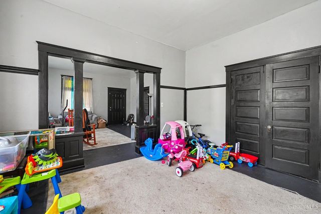6129 Cary Avenue, Cincinnati, OH 45224