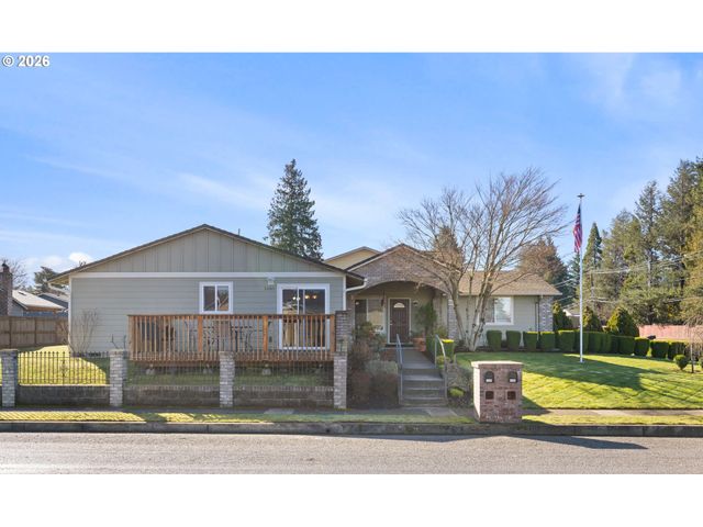 1480 Ne Kane Dr, Gresham, OR 97030