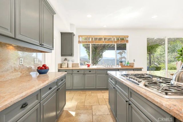 3924 Davids, Agoura Hills, CA 91301