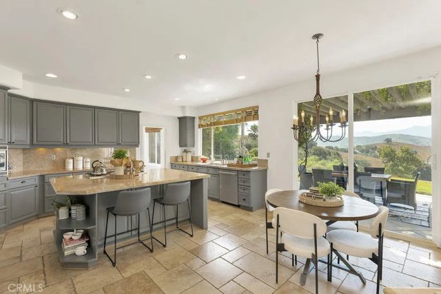 3924 Davids, Agoura Hills, CA 91301