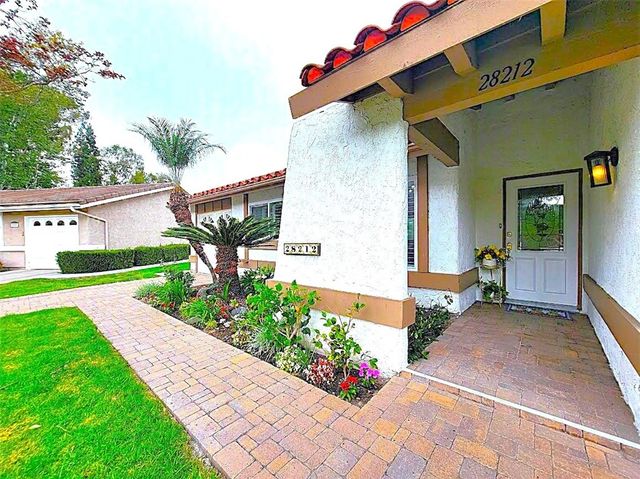28212 VIA CERNUDA, Mission Viejo, CA 92692