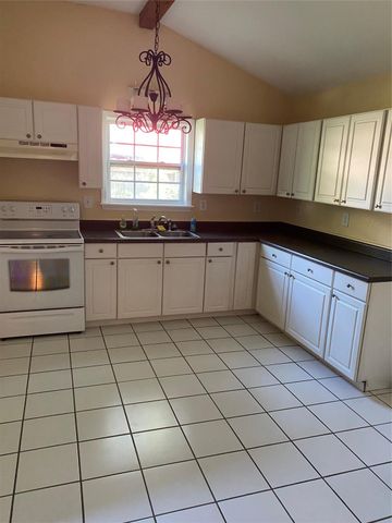 2446 Rue De Lafitte Drive, Dickinson, TX 77539