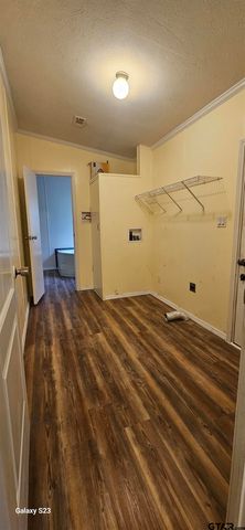 10722 Bourn Drive, Tyler, TX 75708