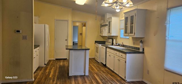 10722 Bourn Drive, Tyler, TX 75708