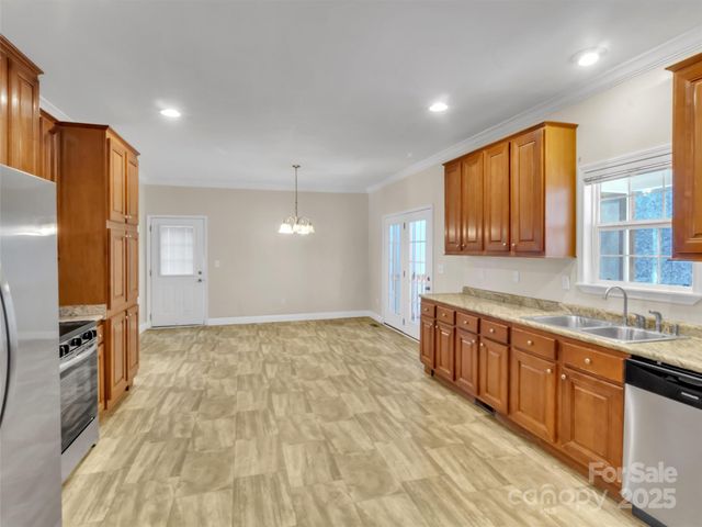 284 Cutting Edge Drive, Sylva, NC 28779