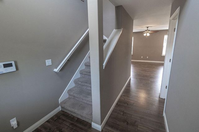 2807 AMBERWOOD CT, Columbia, MO 65203