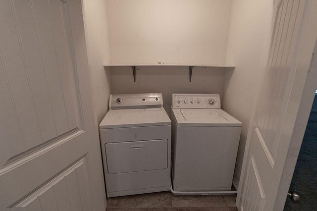 2807 AMBERWOOD CT, Columbia, MO 65203