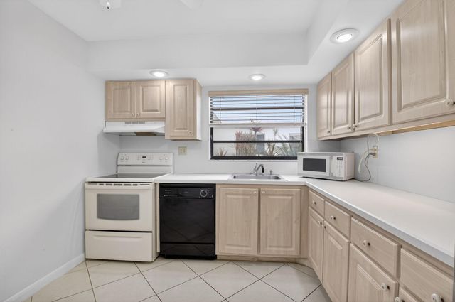 136 Capri C, Delray Beach, FL 33484