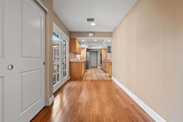 10106 Buena Vista Avenue, Santee, CA 92071