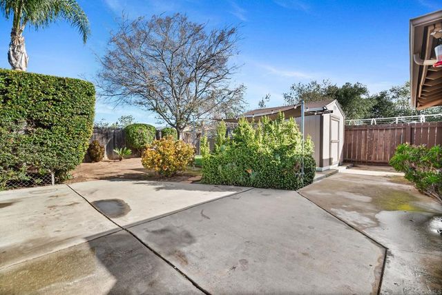 10106 Buena Vista Avenue, Santee, CA 92071