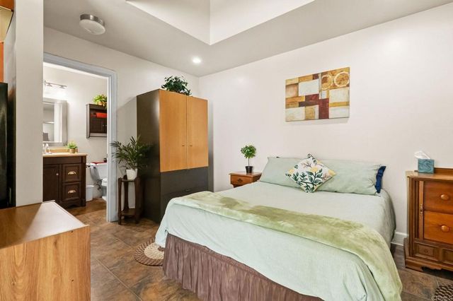 10106 Buena Vista Avenue, Santee, CA 92071