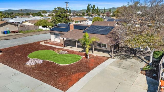 10106 Buena Vista Avenue, Santee, CA 92071