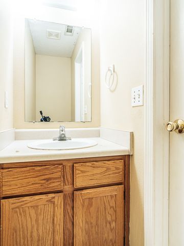 306 Parkcrest Drive, Bentonville, AR 72712