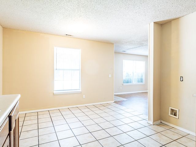 306 Parkcrest Drive, Bentonville, AR 72712