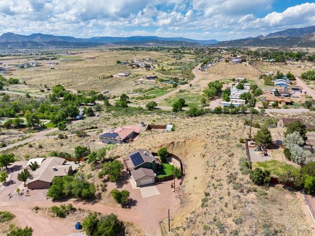 750 Dozier Ave, Canon City, CO 81212