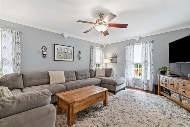316 Ash Terrace, Stroud Twp, PA 18301