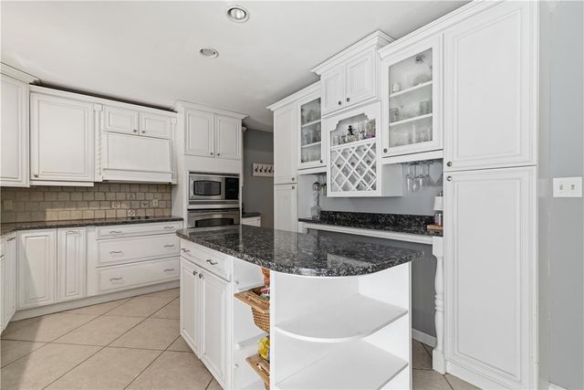 316 Ash Terrace, Stroud Twp, PA 18301