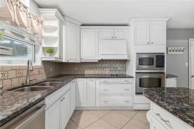 316 Ash Terrace, Stroud Twp, PA 18301