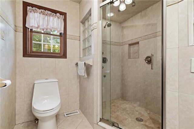 316 Ash Terrace, Stroud Twp, PA 18301