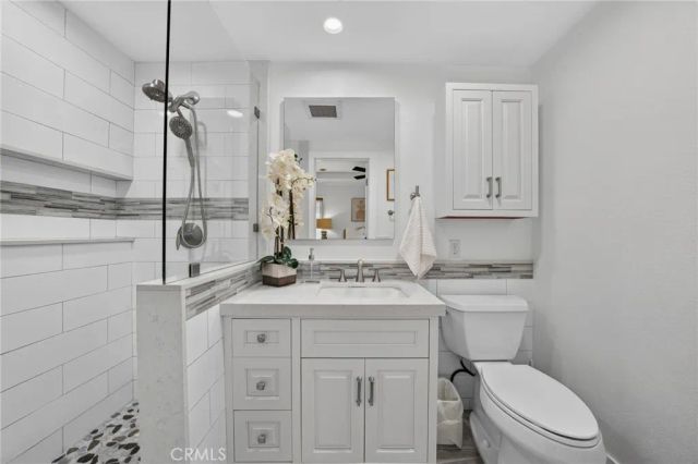 10151 Bismark, Huntington Beach, CA 92646
