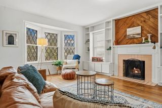 2031 W Summit, San Antonio, TX 78201