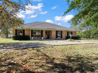 616. S Files Street, Itasca, TX 76055