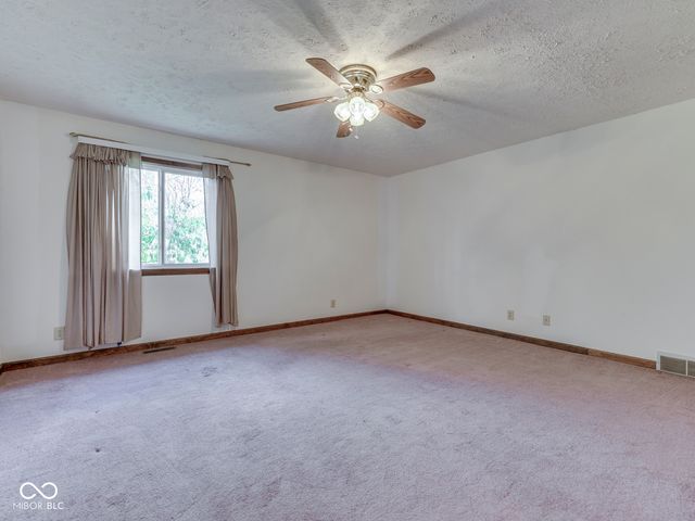 7005 N Briarhopper Road, Monrovia, IN 46157