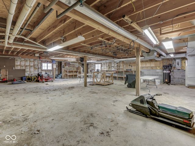 7005 N Briarhopper Road, Monrovia, IN 46157