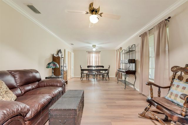 2306 Apollo Way, Mesquite, TX 75150