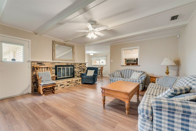 2306 Apollo Way, Mesquite, TX 75150