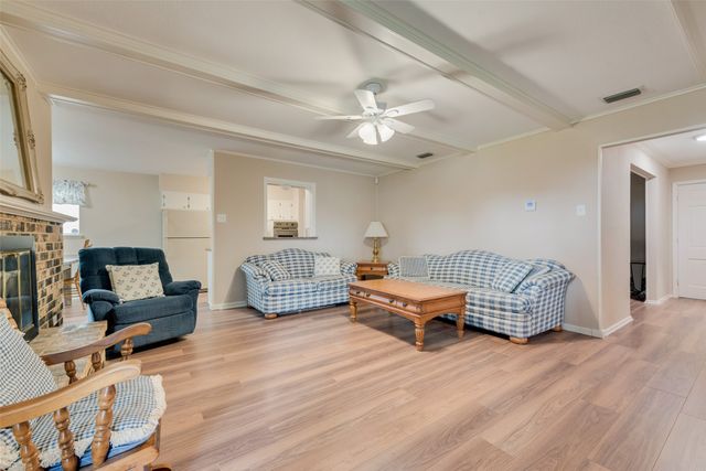 2306 Apollo Way, Mesquite, TX 75150