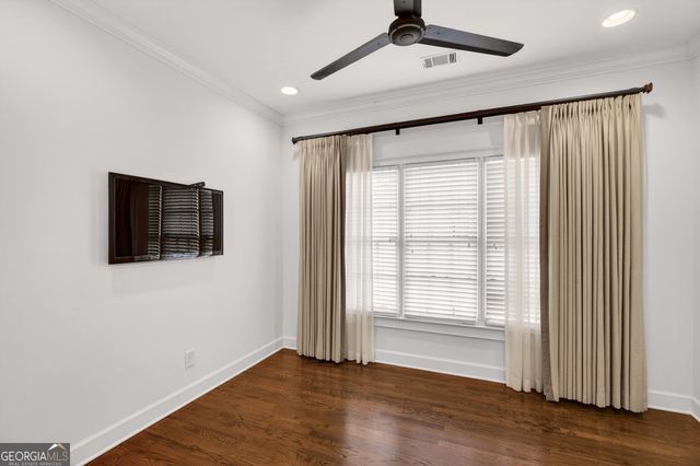 16 Conifer Circle NE, Atlanta, GA 30342