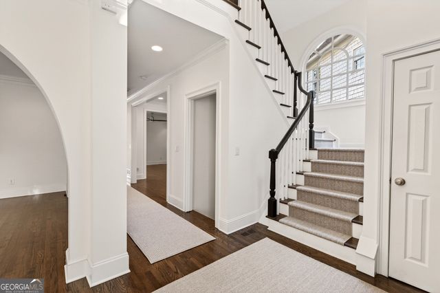 16 Conifer Circle NE, Atlanta, GA 30342