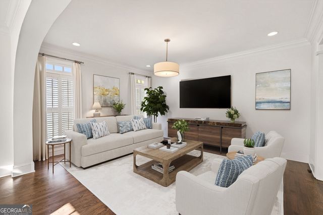 16 Conifer Circle NE, Atlanta, GA 30342