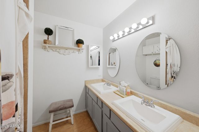 8334 E Valley Vista Drive, Scottsdale, AZ 85250