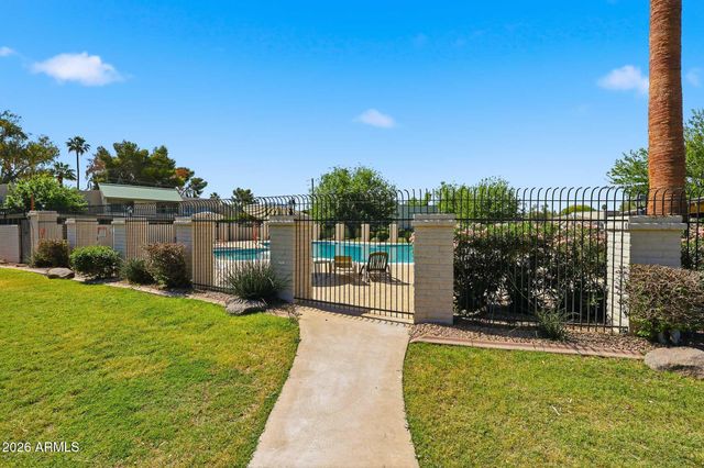 8334 E Valley Vista Drive, Scottsdale, AZ 85250